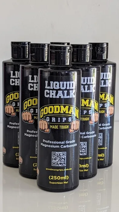 Liquid Chalk Bundle: 250ml + 50ml with Carabiner – Goodman Grips (image 8)